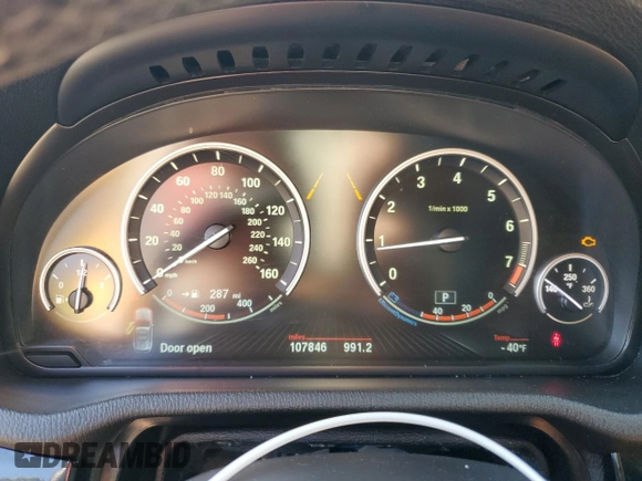 2017 BMW X3 sDrive28i with VIN 5UXWZ7C39H0V92670, listed as a Copart auction lot 86140754 with 107,846 mi miles and Salvage Title. Bid and sale history available at carsss.com. Image 9.