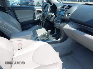 2012 Toyota RAV4 Limited z VIN 2T3DK4DV9CW068404, wystawiony jako IAAI lot #42612322 z przebiegiem 164 862 mil mil oraz . Historia ofert i sprzedaży dostępna na DreamBid. Obrazek 5.