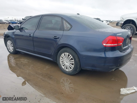 2014 Volkswagen Passat Wolfsburg Ed with VIN 1VWAS7A30EC049721, listed as a IAAI auction lot 41097234 with 139,843 mi miles. Bid and sale history available at carsss.com. Image 3.