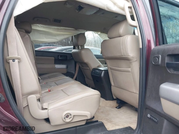 2008 Toyota Sequoia SR5 with VIN 5TDBY64A18S016529, listed as a IAAI auction lot 41051438 with 161,484 mi miles. Bid and sale history available at carsss.com. Image 8.