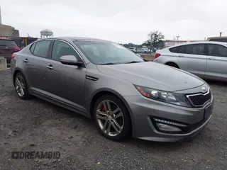2013 Kia Optima SX с VIN 5XXGR4A63DG190766, выставлен на аукционе IAAI как лот 42581738 с пробегом 114 745 миль миль и . История ставок и продаж доступна на DreamBid. Изображение 1.