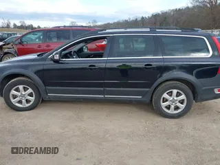 2012 Volvo XC70 3.2L with VIN YV4940BZ1C1126743, listed as a IAAI auction lot 41702765 with 206,064 mi miles and . Bid and sale history available at DreamBid. Image 14.