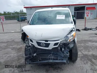 2015 Nissan NV200 SV with VIN 3N6CM0KNXFK728840, listed as a IAAI auction lot 42013485 with 138,479 mi miles. Bid and sale history available at carsss.com. Image 13.