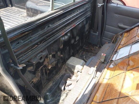 1997 Nissan Frontier XE with VIN 1N6SD11SXVC320206, listed as a IAAI auction lot 42435128 with 299,944 mi miles and . Bid and sale history available at DreamBid. Image 8.