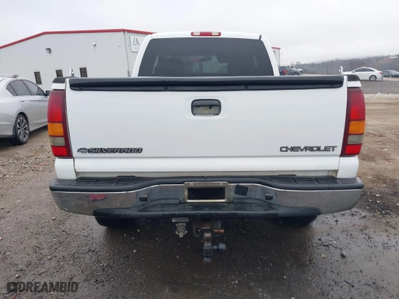 2002 Chevrolet Silverado 1500 LT with VIN 1GCEK19T32E199280, listed as a IAAI auction lot 41472421 with 1 mi miles. Bid and sale history available at carsss.com. Image 17.