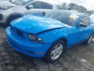 2011 Ford Mustang V6 with VIN 1ZVBP8AM7B5140537, listed as a IAAI auction lot 41941144 with 109,573 mi miles and . Bid and sale history available at carsss.com. Image 17.