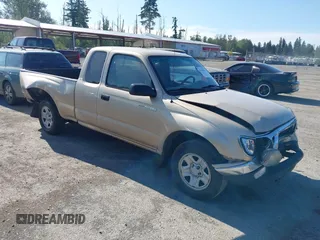 2002 Toyota Tacoma z VIN 5TEVL52NX2Z143074, wystawiony jako IAAI lot #42379132 z przebiegiem 288 039 mil mil oraz . Historia ofert i sprzedaży dostępna na DreamBid. Obrazek 1.