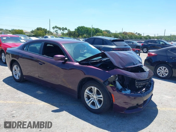 2020 Dodge Charger SXT with VIN 2C3CDXBG5LH220064, listed as a IAAI auction lot 42028723 with 25,140 mi miles and . Bid and sale history available at carsss.com. Image 1.