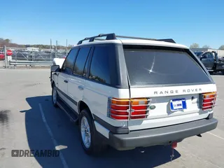 1998 Land Rover Range Rover with VIN SALPV1447WA399200, listed as a IAAI auction lot 41810776 with Not Provided miles and . Bid and sale history available at DreamBid. Image 3.