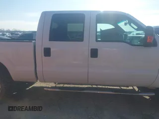 2014 Ford Super Duty F-250 SRW XL with VIN 1FT7W2B69EEB43193, listed as a IAAI auction lot 41463083 with 330,282 mi miles. Bid and sale history available at carsss.com. Image 13.