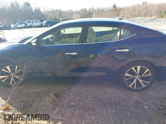2017 Nissan Maxima SR with VIN 1N4AA6AP7HC364982, listed as a IAAI auction lot 41884511 with 55,825 mi miles and . Bid and sale history available at DreamBid. Image 14.