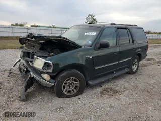 2001 Ford Expedition XLT with VIN 1FMRU15W11LB43338, listed as a Copart auction lot 83207634 with 0 mi miles and Salvage Title. Bid and sale history available at carsss.com. Image 1.