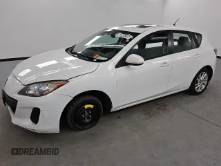 2013 Mazda 3 i Grand Touring z VIN JM1BL1M72D1794285, wystawiony jako Copart lot #58549795 z przebiegiem 106 763 mil mil oraz Czysty tytuł • Clean title. Historia ofert i sprzedaży dostępna na DreamBid. Obrazek 1.