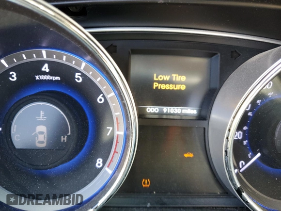 2014 Hyundai Sonata SE with VIN 5NPEC4AC4EH807600, listed as a Copart auction lot 43781065 with 91,030 mi miles and Salvage Title. Bid and sale history available at DreamBid. Image 9.