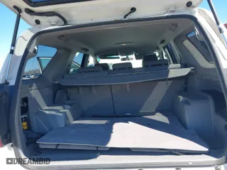 2006 Toyota 4Runner SR5 with VIN JTEZU14R768063791, listed as a IAAI auction lot 41662473 with 170,391 mi miles. Bid and sale history available at carsss.com. Image 8.