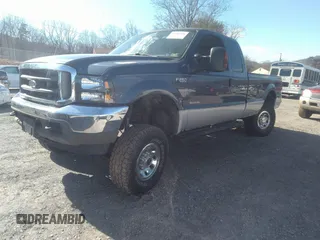 2004 Ford F-250 XL z VIN 1FTNX21P04EB90318, wystawiony jako IAAI lot #41640316 z przebiegiem 218 352 mil mil oraz . Historia ofert i sprzedaży dostępna na DreamBid. Obrazek 2.
