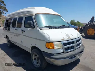 1998 Dodge Cargo Conversion z VIN 2B6HB11Y3WK133483, wystawiony jako IAAI lot #42386704 z przebiegiem 82 615 mil mil oraz . Historia ofert i sprzedaży dostępna na DreamBid. Obrazek 1.