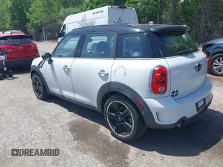2012 MINI Countryman S z VIN WMWZC3C58CWM26699, wystawiony jako IAAI lot #42361630 z przebiegiem 88 177 mil mil oraz . Historia ofert i sprzedaży dostępna na DreamBid. Obrazek 3.