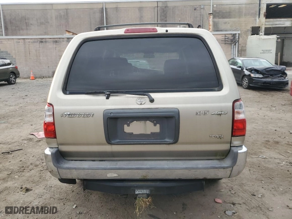 2001 Toyota 4Runner SR5 with VIN JT3HN86R710337084, listed as a Copart auction lot 86380464 with 67,617 mi miles and Salvage Title. Bid and sale history available at carsss.com. Image 6.