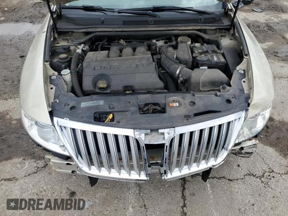 2011 Lincoln MKS z VIN 1LNHL9DR1BG608963, wystawiony jako Copart lot #55390335 z przebiegiem 162 383 mil mil oraz Szkoda całkowita • Salvage title. Historia ofert i sprzedaży dostępna na DreamBid. Obrazek 11.