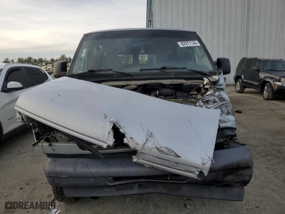 2006 Ford Econoline Wagon XL with VIN 1FBNE31LX6HA77314, listed as a Copart auction lot 82977134 with 0 mi miles and Salvage Title. Bid and sale history available at carsss.com. Image 5.