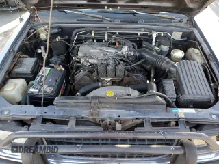1995 Isuzu Rodeo z VIN 4S2CM58V2S4361566, wystawiony jako Copart lot #48424065 z przebiegiem 241 207 mil mil oraz Czysty tytuł • Clean title. Historia ofert i sprzedaży dostępna na DreamBid. Obrazek 11.