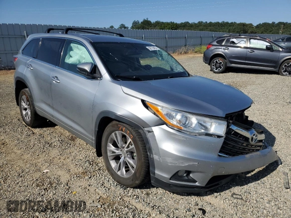 2014 Toyota Highlander LE z VIN 5TDBKRFHXES008602, wystawiony jako Copart lot #58779455 z przebiegiem 182 203 mil mil oraz Szkoda całkowita • Salvage title. Historia ofert i sprzedaży dostępna na DreamBid. Obrazek 4.