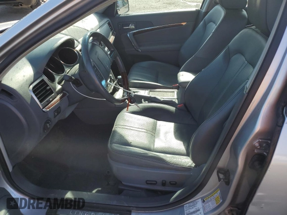 2010 Lincoln MKZ с VIN 3LNHL2GC7AR601053, выставлен на аукционе Copart как лот 54455795 с пробегом 176 451 миль миль и Списание • Salvage title. История ставок и продаж доступна на DreamBid. Изображение 7.