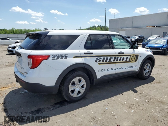 2022 Ford Police Interceptor Utility z VIN 1FM5K8AB5NGC14734, wystawiony jako Copart lot #55397525 z przebiegiem 43 026 mil mil oraz Szkody całkowita. Historia ofert i sprzedaży dostępna na DreamBid. Obrazek 3.