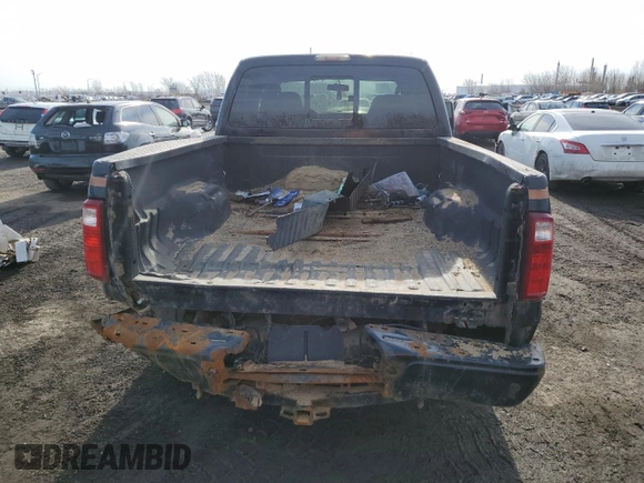 2008 Ford F-250 XL z VIN 1FTSW21R08EC42432, wystawiony jako Copart lot #47424925 z przebiegiem 314 656 mil mil oraz Szkoda całkowita • Salvage title. Historia ofert i sprzedaży dostępna na DreamBid. Obrazek 6.