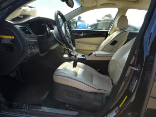 2014 Hyundai Equus Signature z VIN KMHGH4JHXEU085606, wystawiony jako Copart lot #55570645 z przebiegiem 114 951 mil mil oraz Szkody całkowita. Historia ofert i sprzedaży dostępna na DreamBid. Obrazek 7.