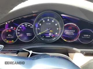 2023 Porsche Cayenne E-Hybrid z VIN WP1BE2AY0PDA28263, wystawiony jako Copart lot #67593303 z przebiegiem 6 944 mil mil oraz . Historia ofert i sprzedaży dostępna na DreamBid. Obrazek 9.