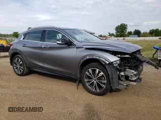 2019 Infiniti QX30 ESSENTIAL with VIN SJKCH5CR0KA011751, listed as a Copart auction lot 72188414 with 37,697 mi miles and Salvage Title. Bid and sale history available at carsss.com. Image 4.