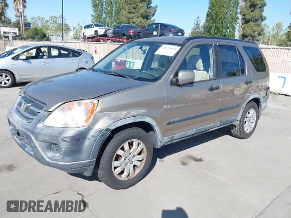 2005 Honda CR-V EX with VIN JHLRD78895C026877, listed as a IAAI auction lot 42129376 with 164,543 mi miles. Bid and sale history available at carsss.com. Image 2.