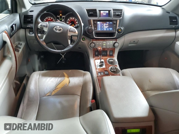 2013 Toyota Highlander Limited z VIN 5TDDK3EH4DS189685, wystawiony jako Copart lot #57665715 z przebiegiem 147 929 mil mil oraz Czysty tytuł • Clean title. Historia ofert i sprzedaży dostępna na DreamBid. Obrazek 8.