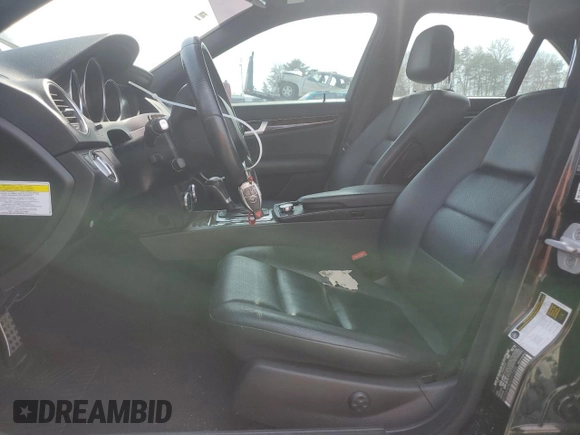 2014 Mercedes-Benz C 250 Sport with VIN WDDGF4HB3EA917970, listed as a Copart auction lot 46916585 with 136,288 mi miles and Salvage title. Bid and sale history available at DreamBid. Image 7.