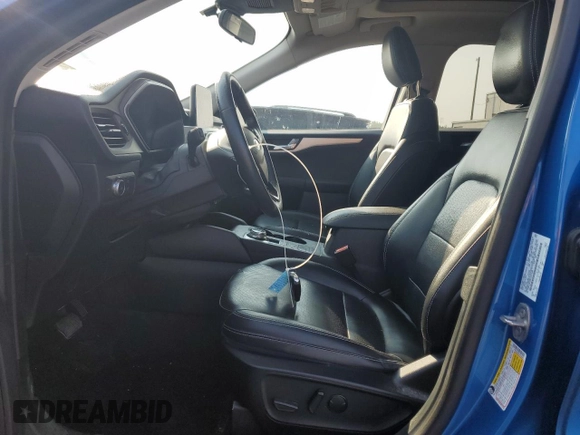 2020 Ford Escape SEL with VIN 1FMCU9H68LUC23846, listed as a Copart auction lot 59580265 with 131,290 mi miles and Salvage title. Bid and sale history available at DreamBid. Image 7.