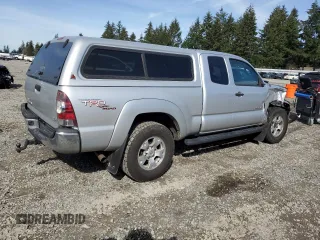 2011 Toyota Tacoma with VIN 5TFUU4EN7BX021987, listed as a Copart auction lot 50532565 with 105,266 mi miles and Salvage Title. Bid and sale history available at carsss.com. Image 3.