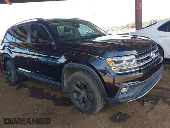 2018 Volkswagen Atlas SE with VIN 1V2CP2CA1JC600999, listed as a IAAI auction lot 42339421 with 133,490 mi miles and . Bid and sale history available at DreamBid. Image 1.