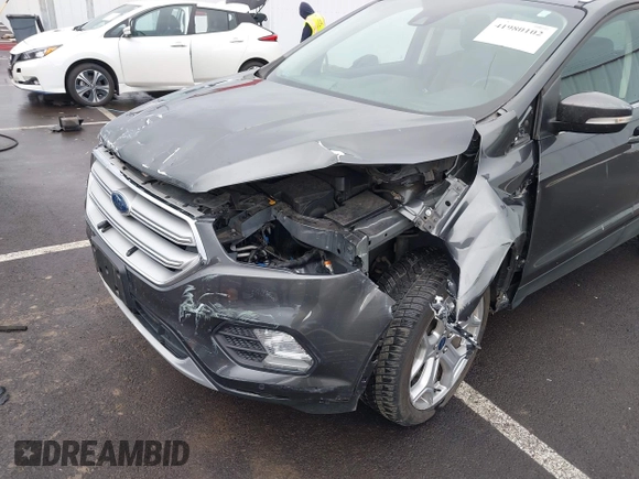 2019 Ford Escape Titanium with VIN 1FMCU9J99KUA64158, listed as a IAAI auction lot 41980102 with 52,514 mi miles. Bid and sale history available at carsss.com. Image 6.