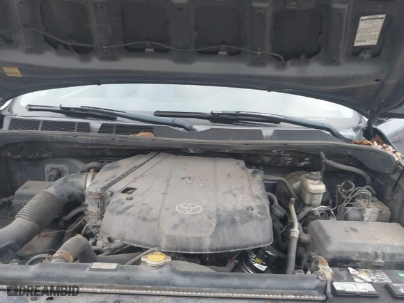 2008 Toyota Tundra with VIN 5TFLU52198X012350, listed as a IAAI auction lot 41306862 with 189,210 mi miles. Bid and sale history available at carsss.com. Image 10.