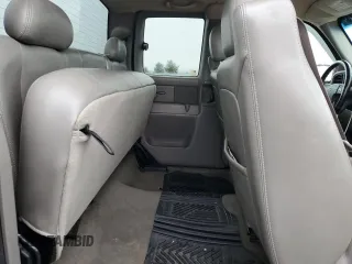 2006 Chevrolet Silverado 1500 LT2 with VIN 1GCEK19B16Z175582, listed as a Copart auction lot 54576735 with 282,876 mi miles and Salvage Title. Bid and sale history available at carsss.com. Image 10.