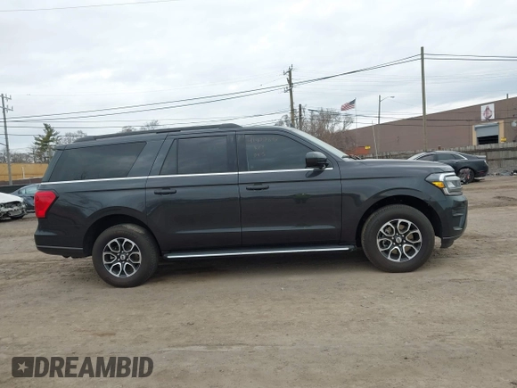 2023 Ford Expedition Max XLT с VIN 1FMJK1J85PEA29723, выставлен на аукционе IAAI как лот 41902898 с пробегом 51 841 миль миль и . История ставок и продаж доступна на DreamBid. Изображение 13.