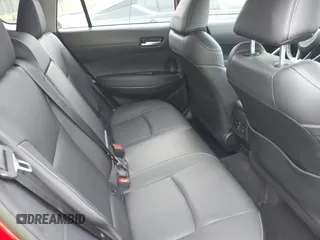 2022 Toyota Corolla Cross XLE z VIN 7MUEAABG0NV030757, wystawiony jako IAAI lot #42597979 z przebiegiem 20 172 mil mil oraz . Historia ofert i sprzedaży dostępna na DreamBid. Obrazek 8.