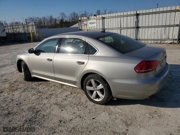 2012 Volkswagen Passat SE with VIN 1VWBP7A35CC014949, listed as a Copart auction lot 48211475 with 127,879 mi miles and Salvage Title. Bid and sale history available at carsss.com. Image 2.
