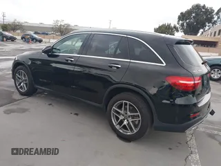2019 Mercedes-Benz GLC 300 z VIN WDC0G4KBXKF593247, wystawiony jako IAAI lot #41913203 z przebiegiem 30 833 mil mil oraz . Historia ofert i sprzedaży dostępna na DreamBid. Obrazek 3.