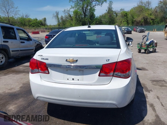 2014 Chevrolet Cruze 1LT with VIN 1G1PC5SB4E7354774, listed as a IAAI auction lot 42104388 with 136,532 mi miles and . Bid and sale history available at DreamBid. Image 15.