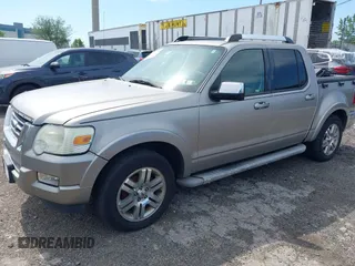 2008 Ford Explorer Sport Trac Limited z VIN 1FMEU53E98UA30872, wystawiony jako IAAI lot #42141954 z przebiegiem 490 770 mil mil oraz . Historia ofert i sprzedaży dostępna na DreamBid. Obrazek 2.