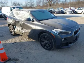 2020 BMW X2 xDrive28i with VIN WBXYJ1C0XL5P41137, listed as a IAAI auction lot 41287014 with 134,882 mi miles. Bid and sale history available at carsss.com. Image 1.