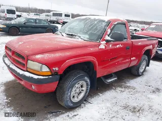 1997 Dodge Dakota with VIN 1B7GG26X1VS208488, listed as a IAAI auction lot 40952432 with 114,791 mi miles. Bid and sale history available at carsss.com. Image 2.